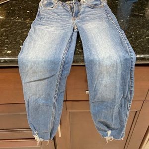 Hollister High Rise Slim Straight Leg Jeans Size 00R 23x26